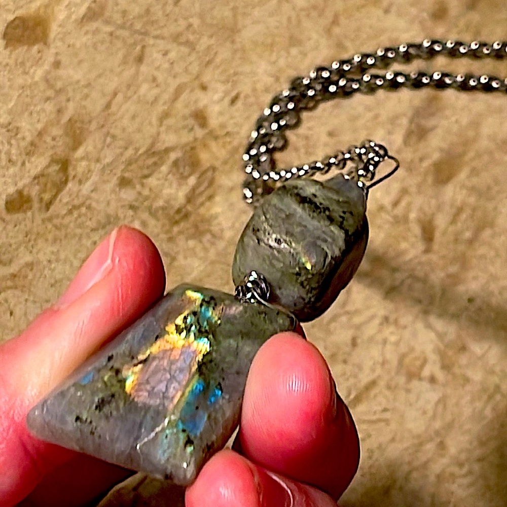 Totem Sunset Labradorite Pendant w/ Stainless Steel chain LOOK WHATS BACK!!!